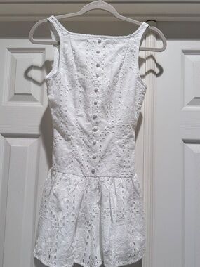 Altar'd State White romper/dress XXS